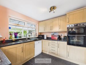 Photo 13- click for photo gallery